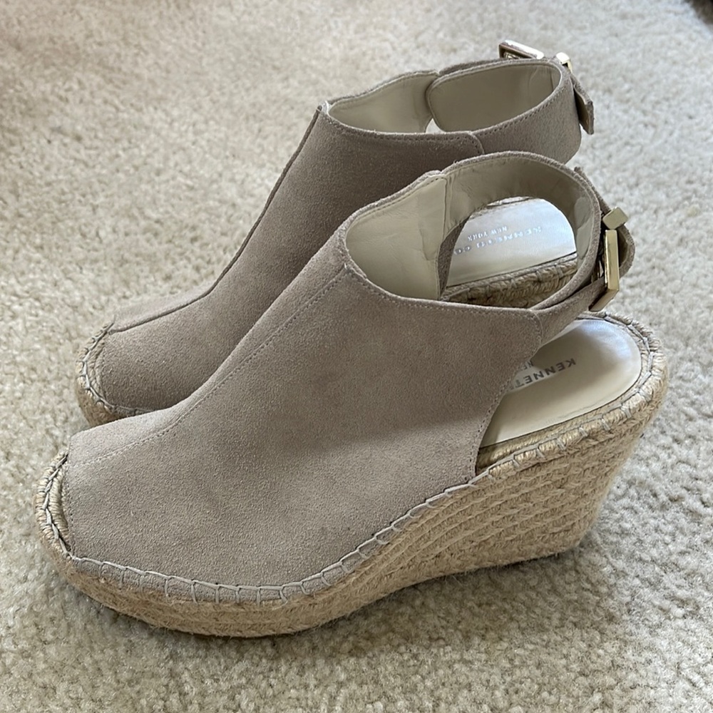 Kenneth Cole Odette Wedge Platform Shoes Size 9 Leather Weaved Beige Heels